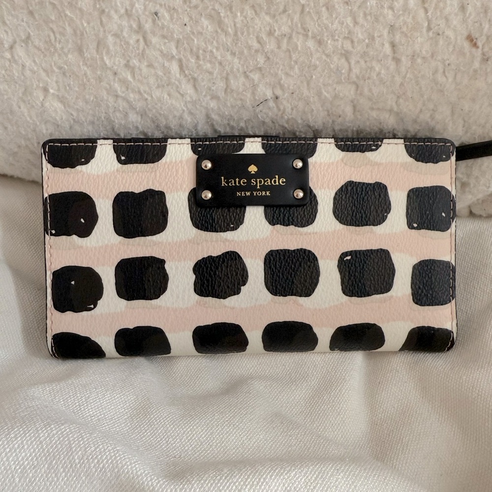 Kate Spade EUC Wallet